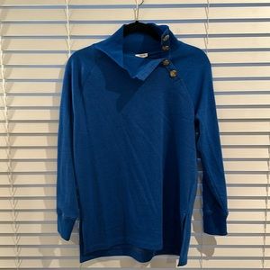 Button neck pullover